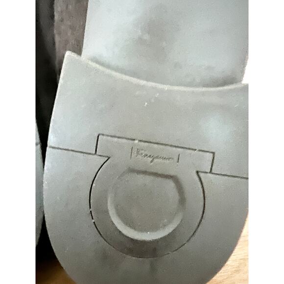 Burberry Round Toe Rubber Rain Boots Beige Women's Size 35 / 5 - Picture 15 of 16